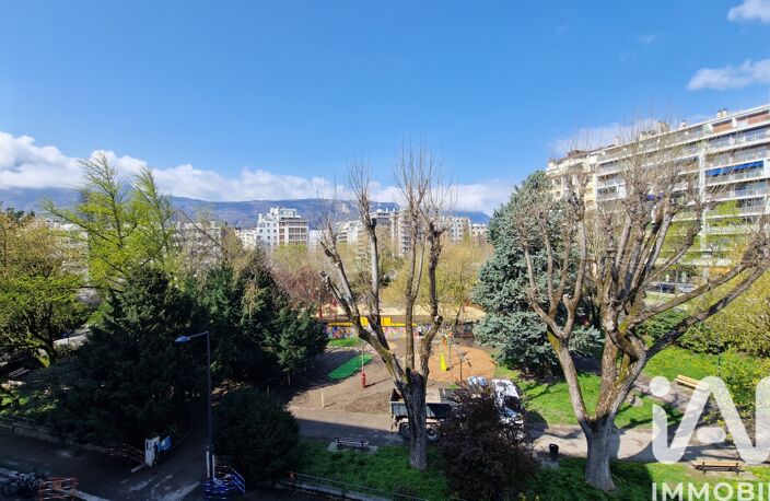 Vente Appartement 5 pièces — photo 2