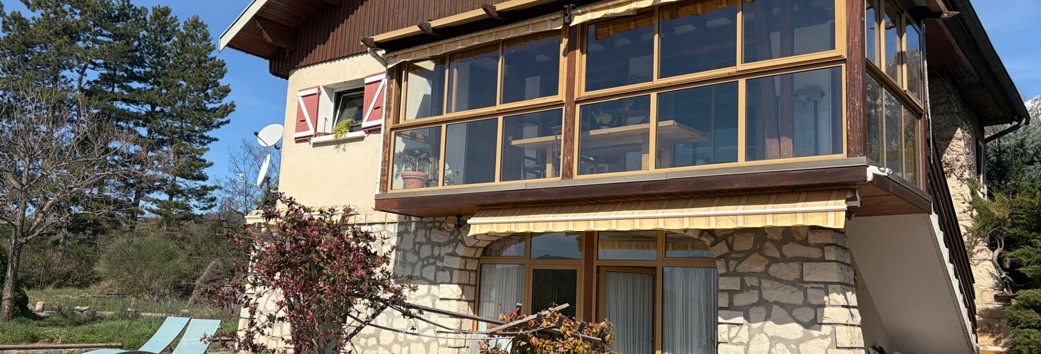 Maison 8 Pièces 200 m² à vendre à Prunières (05230)