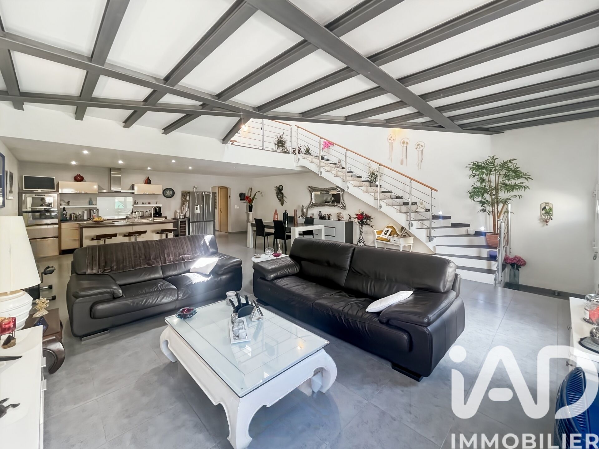 Maison à vendre, 5 pièces, 178 m², La Fare-les-Oliviers