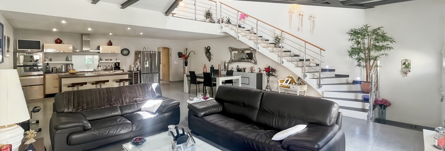 Maison 5 Pièces 178 m² à vendre à La Fare-les-Oliviers (13580)