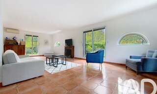 Maison 8 Pièces 191 m² à vendre à Buc (78530)