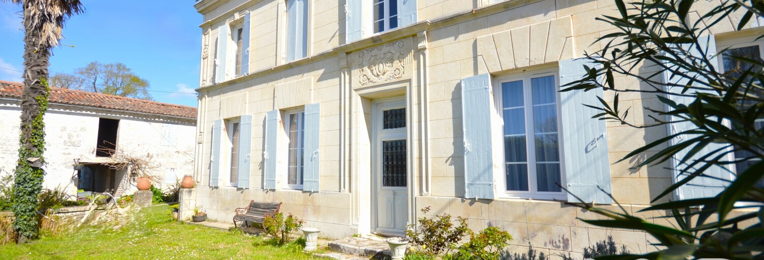 Maison 8 Pièces 272 m² à vendre à Corme-Écluse (17600)