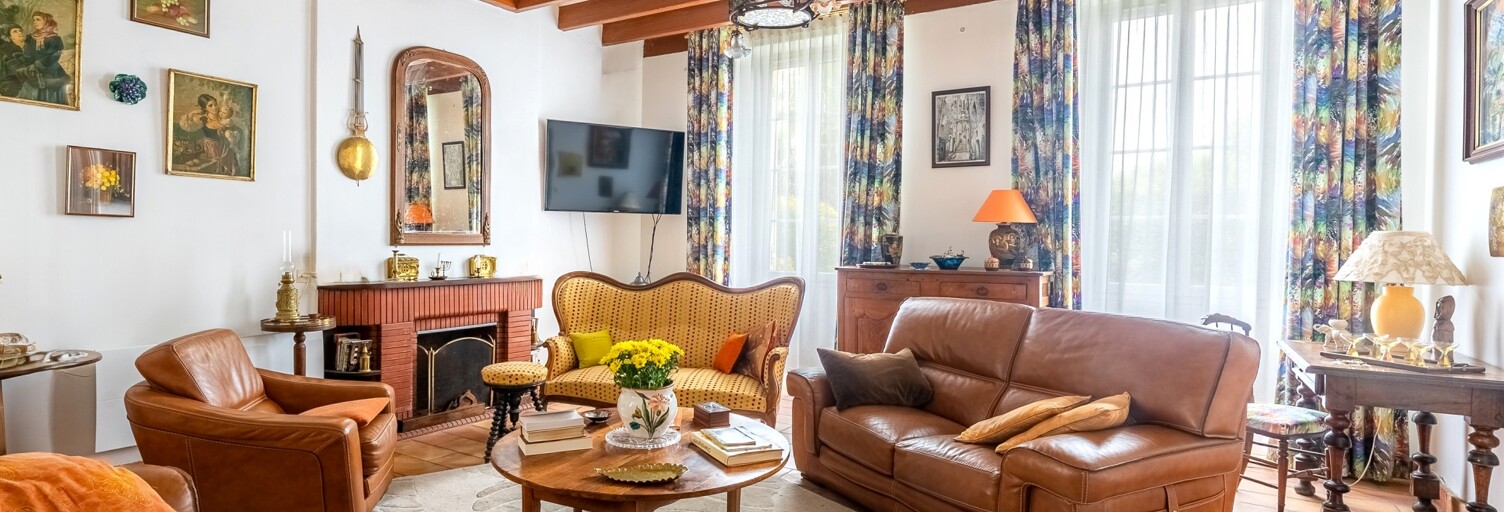 Maison 8 Pièces 272 m² à vendre à Saujon (17600)