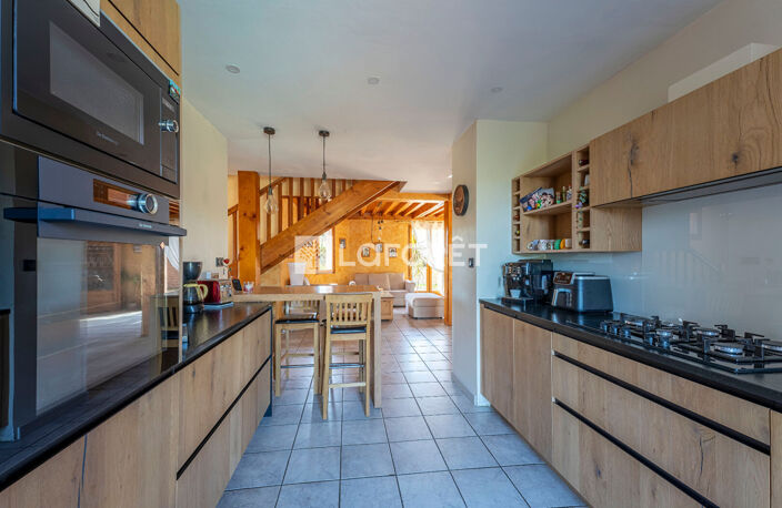 À vendre, maison avec piscine et vue. — photo 4