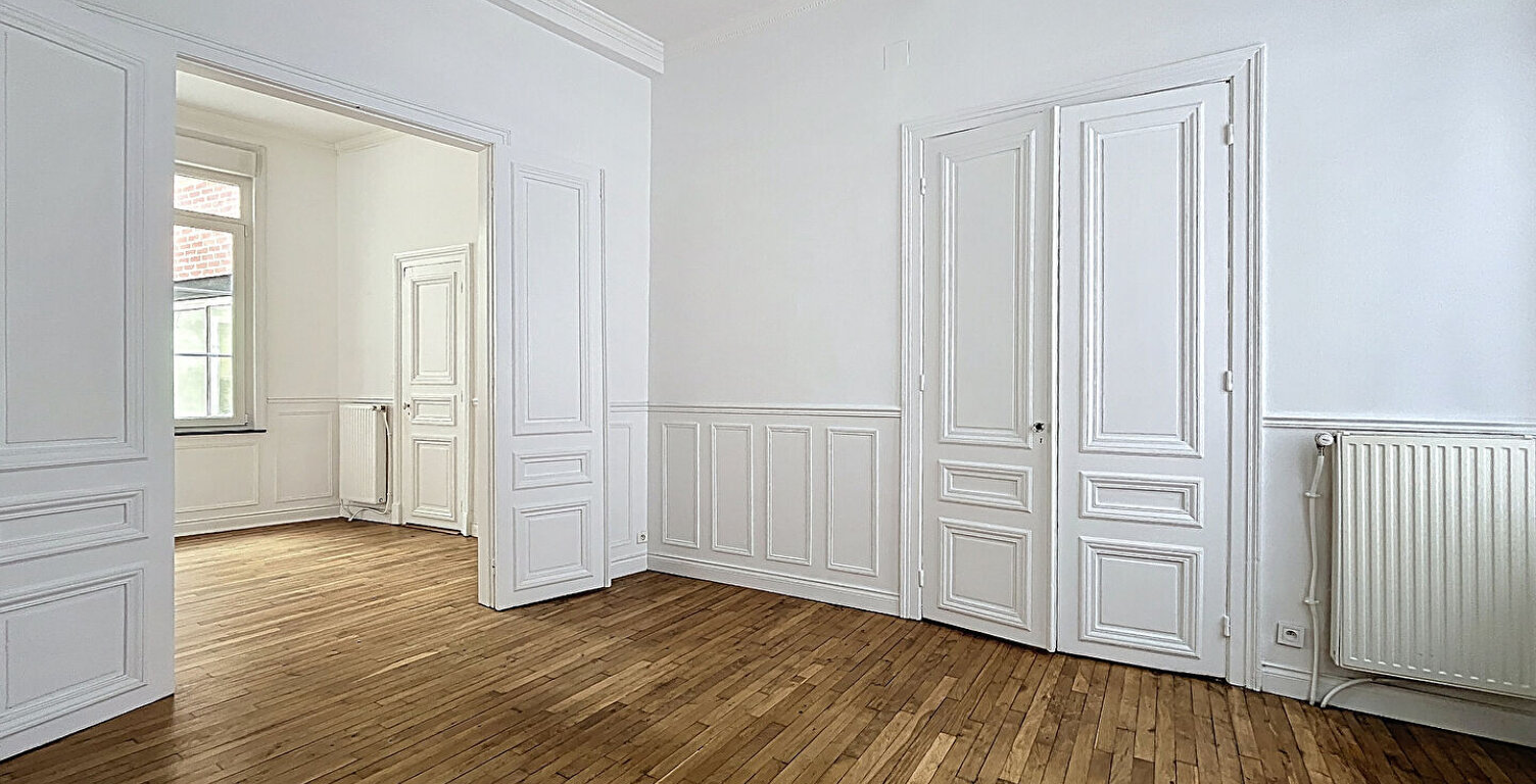 Maison Bourgeoise Valenciennes 8 pièce(s) 164 m2 — photo 1