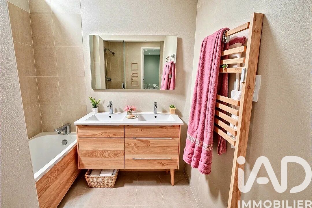 Vente Appartement 3 pièces - Photo 2