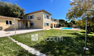 Maison 5 Pièces 175 m² à vendre à Vence (06140)