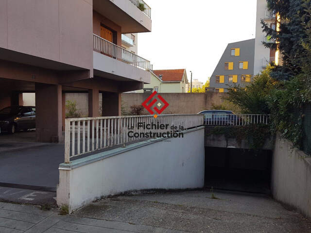 GARAGE 5 rue des violettes — photo du bien