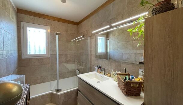 Villa / Maison 4 pièces  à vendre Lagorce 07150