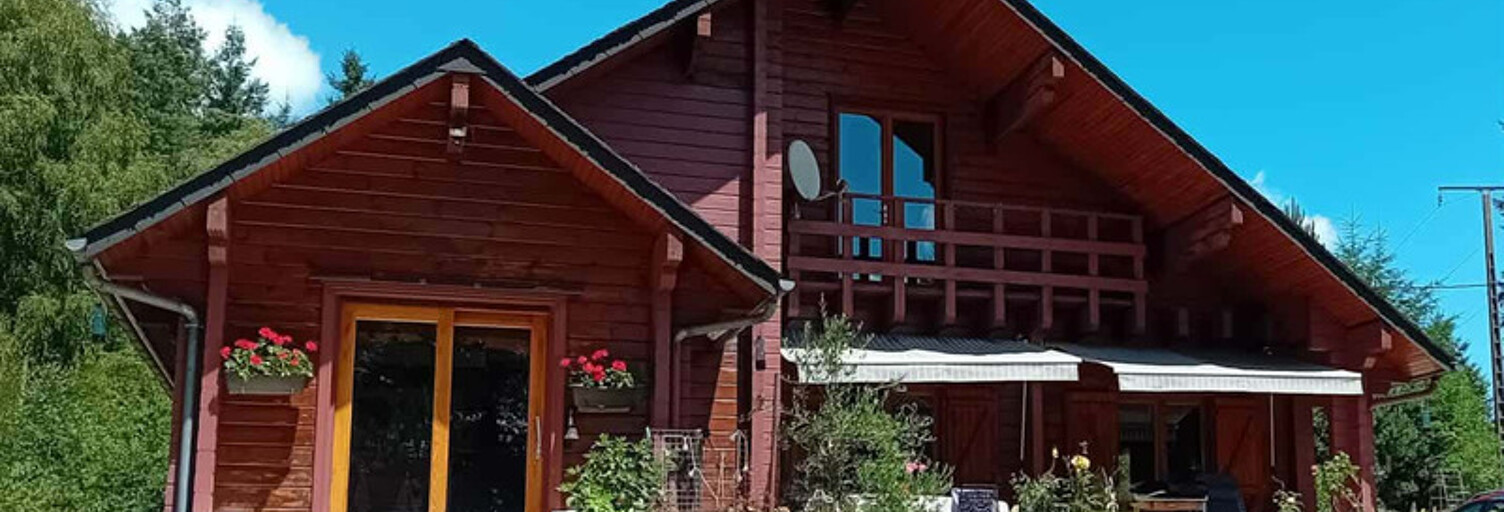 Maison 8 Pièces 180 m² à vendre à Saint-Priest-de-Gimel (19800)