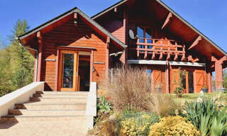 Maison 8 Pièces 180 m² à vendre à Saint-Priest-de-Gimel (19800)