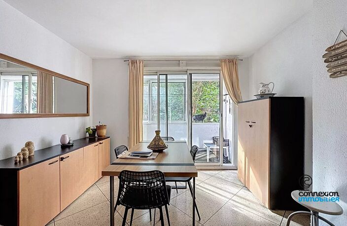 Beau T3 traversant/Residence Plombière — photo 2
