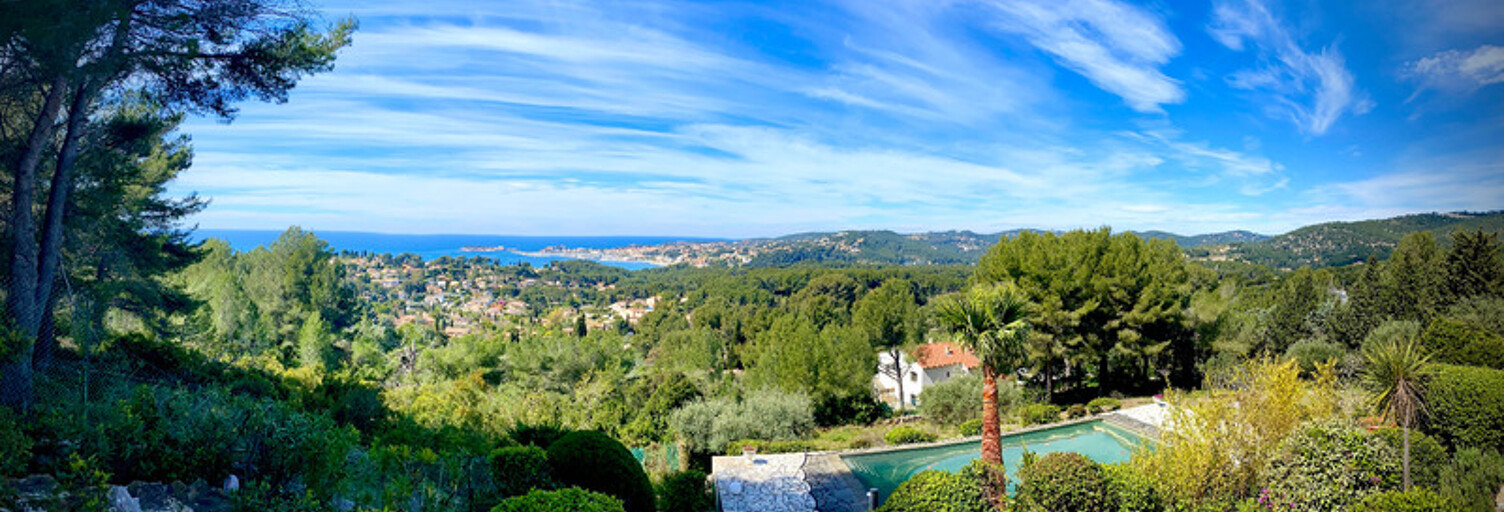 Maison 14 Pièces 227 m² à vendre à Sanary-sur-Mer (83110)