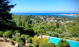 Maison 14 Pièces 227 m² à vendre à Sanary-sur-Mer (83110)