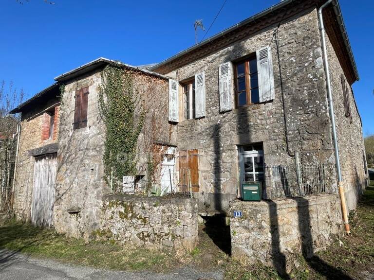 Charmante maison 70 m2 à rénover  avec grange et jardin — photo 1