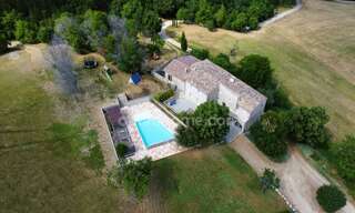 Maison 10 Pièces 450 m² à vendre à Aiglun (04510)