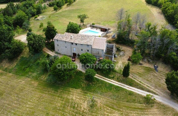 💎 Propriété de Prestige XVe - 2,5 Ha avec Source - Vue Panoramique - Aiglun (04) — photo 2