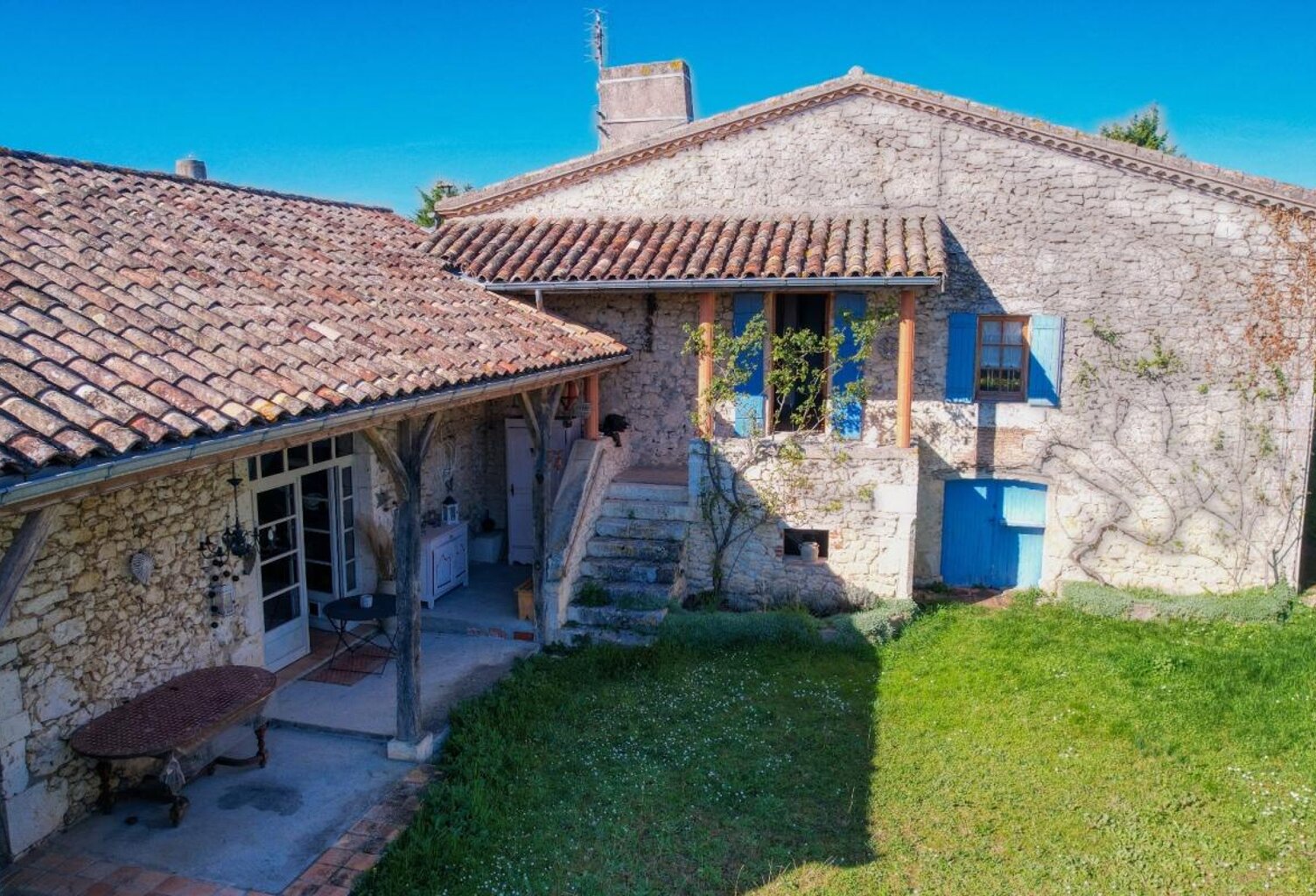 Maison à vendre 6 pièces MASSOULES (47) — photo 1
