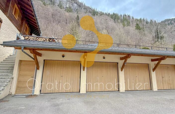 Appartement de charme de 124 m² dans chalet – Vue dégagée garage — photo 4