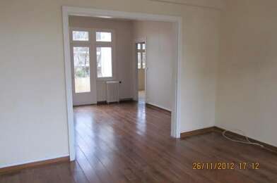 Maison 6 pièces 2700 €
