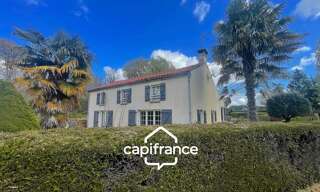 Maison 7 Pièces 141 m² à vendre à Saint-Cyr-des-Gâts (85410)