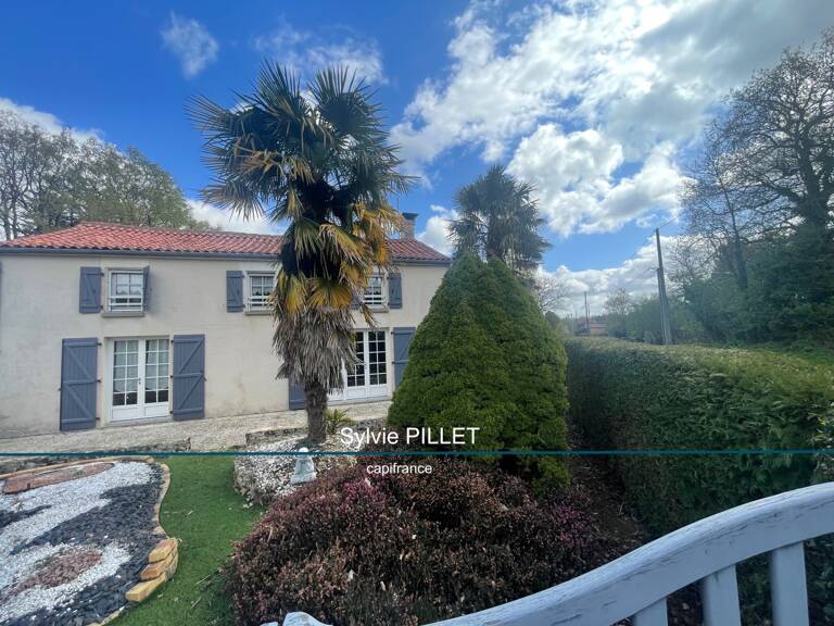 À vendre – Maison de campagne à SAINT CYR DES GATS (85) — photo 1
