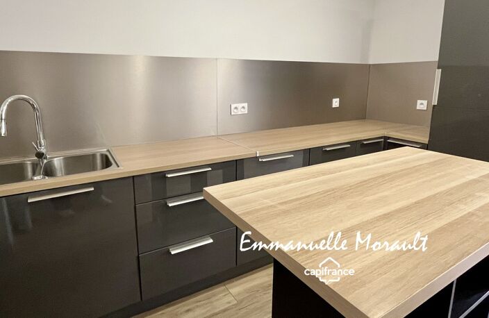 Maison de village 4 pièces avec terrasse à vendre BAGNOLS EN FORET (83) — photo 5
