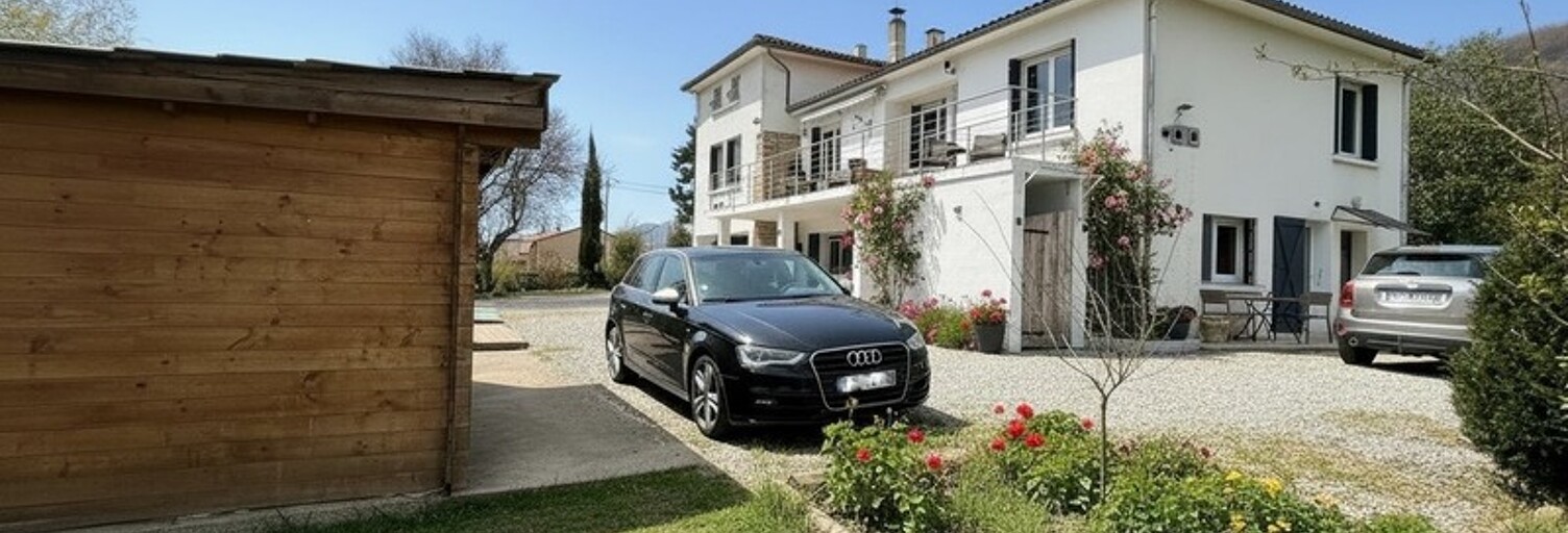 Maison 6 Pièces 180 m² à vendre à Saint-Jean-d'Aigues-Vives (09300)