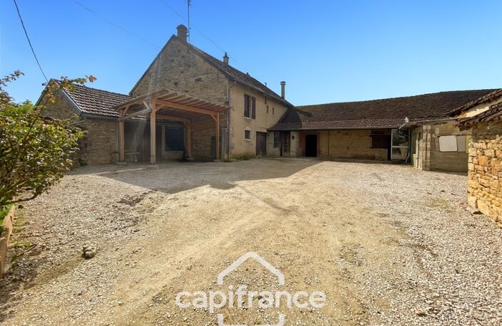 Maison en pierres à vendre -  5 pièces VERCIA (39) - 1309m² de terrain - Capifrance - Jérôme CESARIO — photo 2