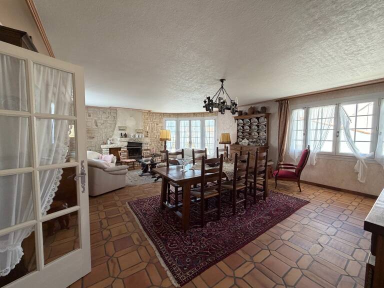 Maison à vendre 4 pièces LA GUERINIERE (85) — photo 1