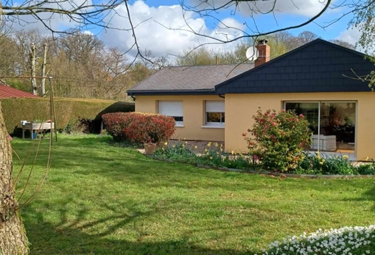 Maison d'architecte de plain pied à vendre 5 pièces A 15 minutes de la gare d'YVETOT — photo 1
