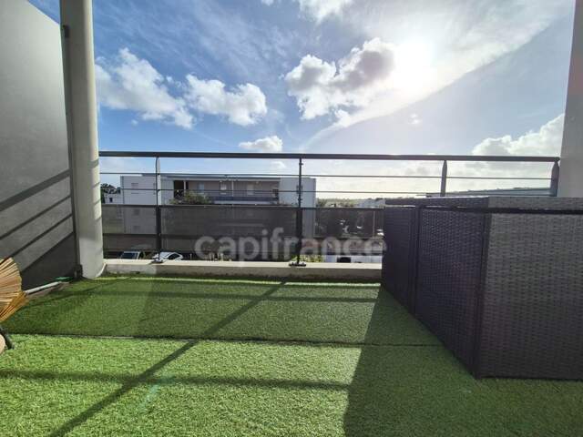 Appartement à vendre 2 pièces ROYAN (17) - Balcon - Parking privé — photo du bien