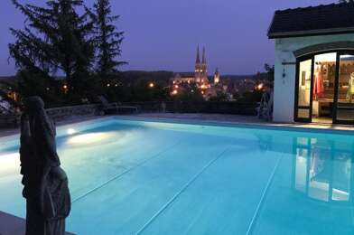 Maison 32 pièces 449000 €