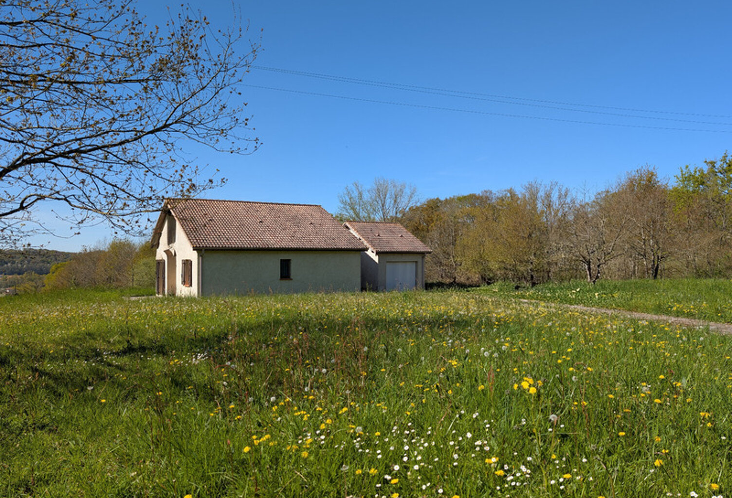 Maison à vendre à Lannux, 3 chambres, Terrain 3535 m²,DPE C — photo 1