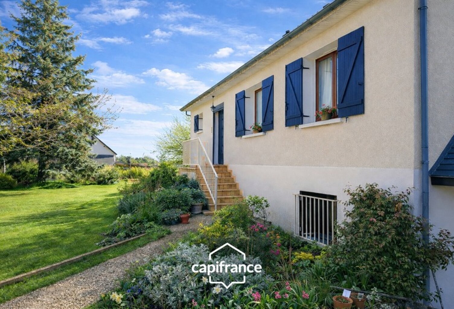 Charmant pavillon avec sous-sol, terrasse et jardin arboré – Proche La Charité-sur-Loire — photo 1