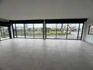 Magnifique surface commerciale de 340 m2 à louer Sortie de Cayenne — photo 2