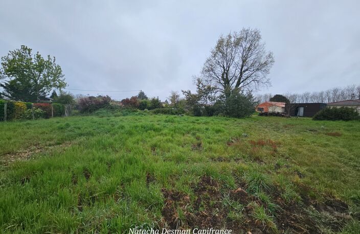 NOUVEAUTÉ – TERRAIN À BÂTIR À BEAUTIRAN (33) — photo 2