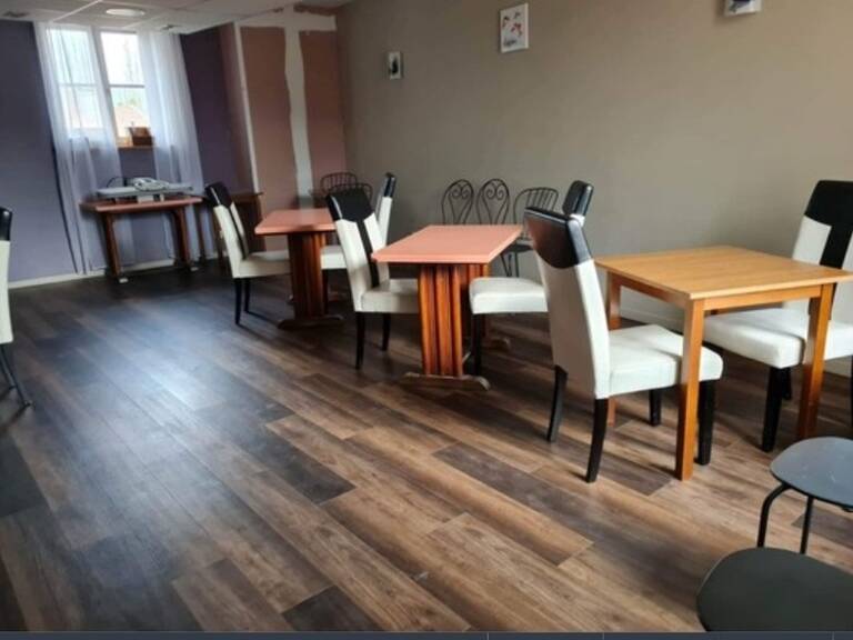 Dpt Vosges (88), à vendre secteur NEUFCHATEAU - Fonds de commerce BAR RESTAURANT — photo 1
