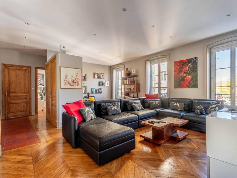 Appartement à Vendre - Type 5 - 161m² — photo 1
