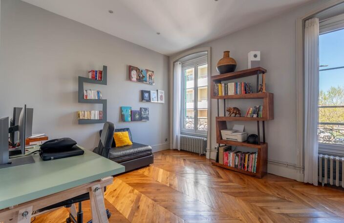 Appartement à Vendre - Type 5 - 161m² — photo 5