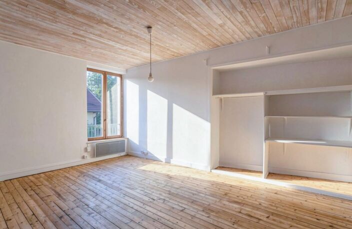 SAINT-DIDIER-AU-MONT-D'OR – Cœur de village | Appartement de caractère 63 m² | 2 chambres — photo 2