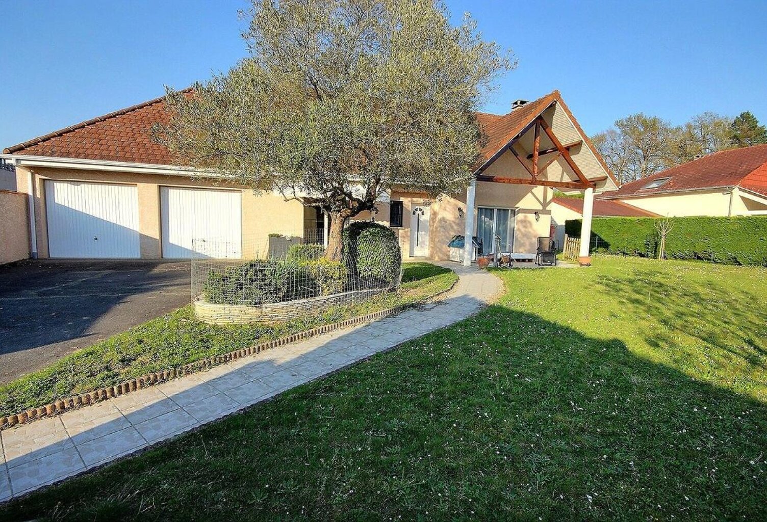 Maison À Vendre — photo 1