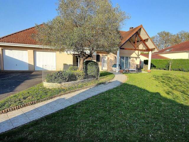 Maison À Vendre — photo du bien