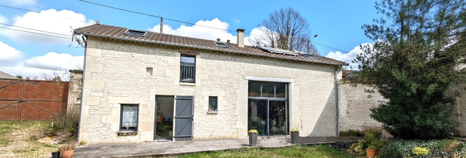 Maison 4 Pièces 100 m² à vendre à Saint-Genest-d'Ambière (86140)