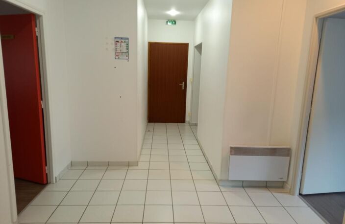 Bureau À Vendre — photo 4