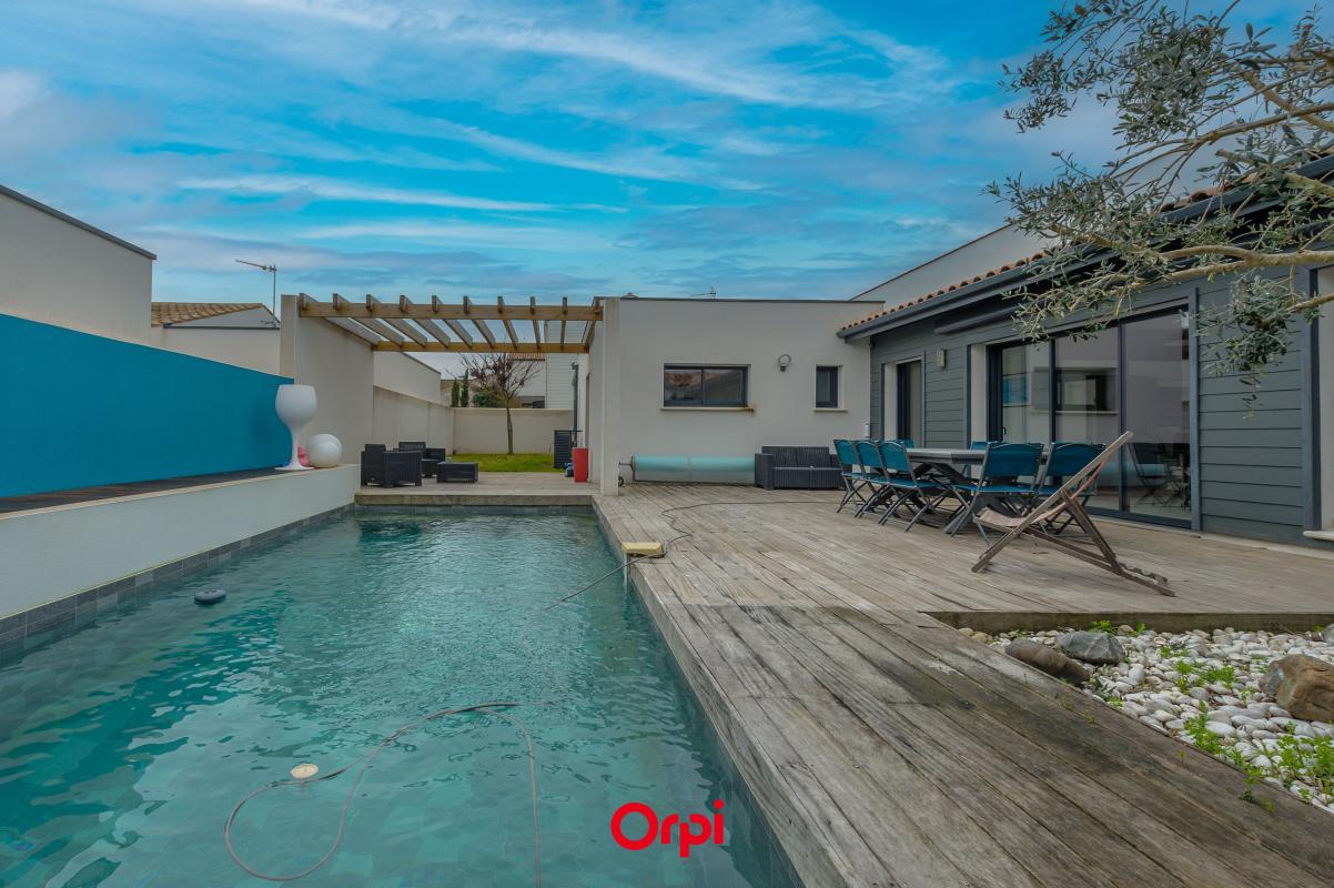 Villa / Maison  T5 à vendre Houmeau (L') 17137