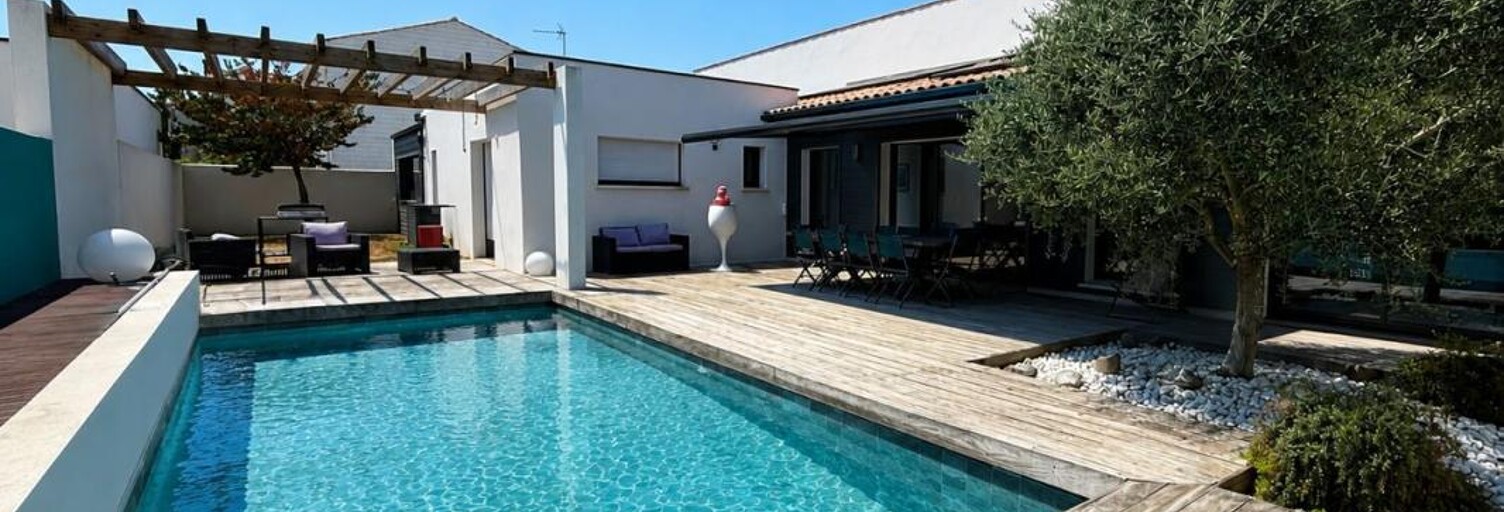 Maison 5 Pièces 153 m² à vendre à L'Houmeau (17137)