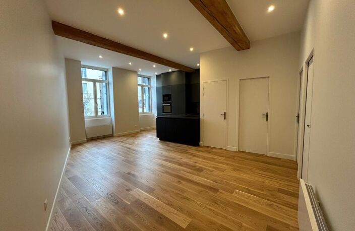 Appartement À Vendre T3 avec garage - CENTRE VILLE DE VIENNE — photo 3