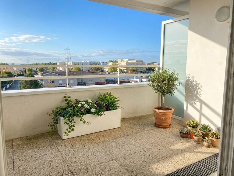 Appartement À Vendre — photo 1