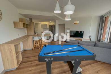 Appartement 4 pièces 890 €